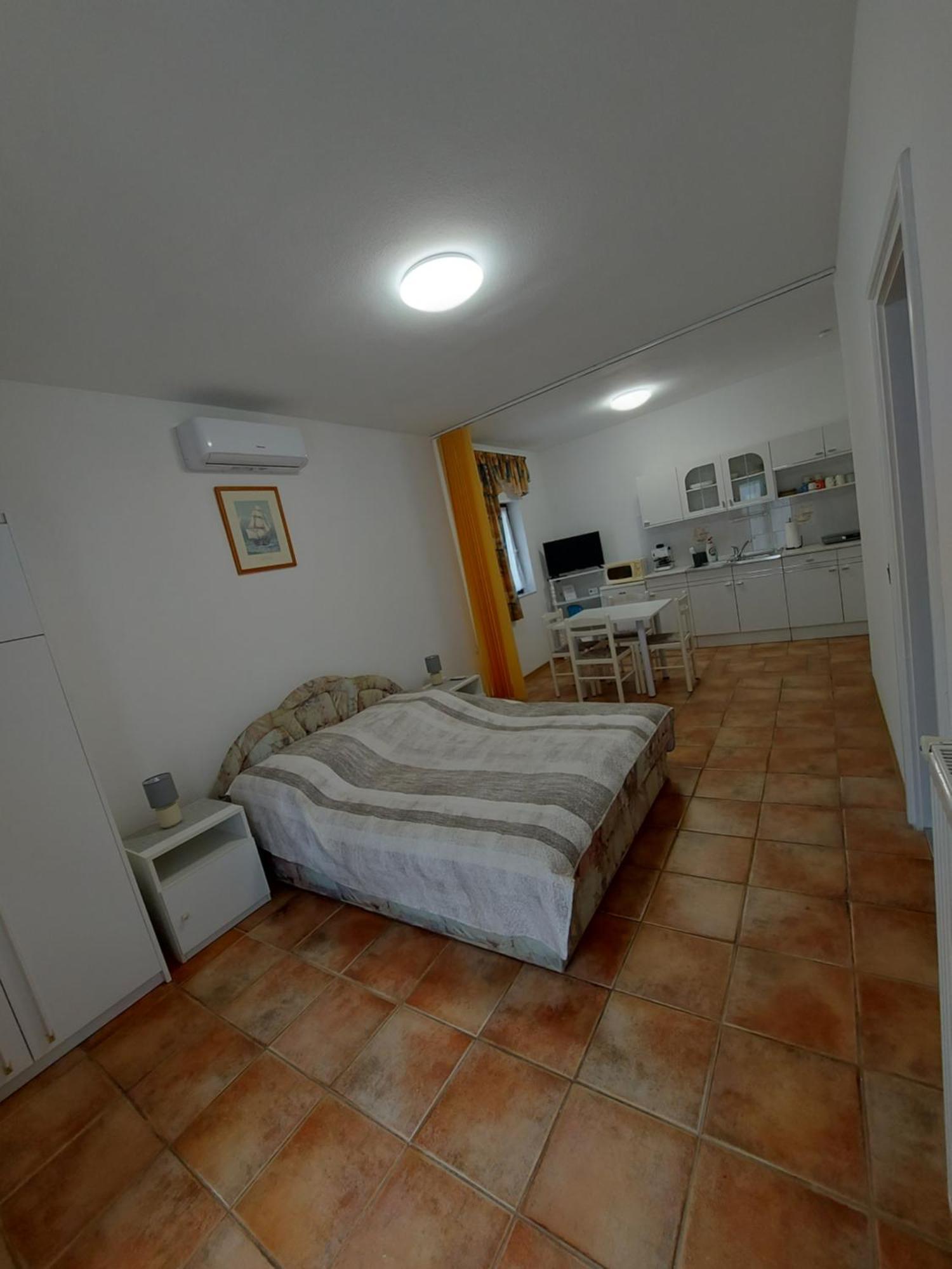 Istvan Apartmanok Keszthely Luaran gambar