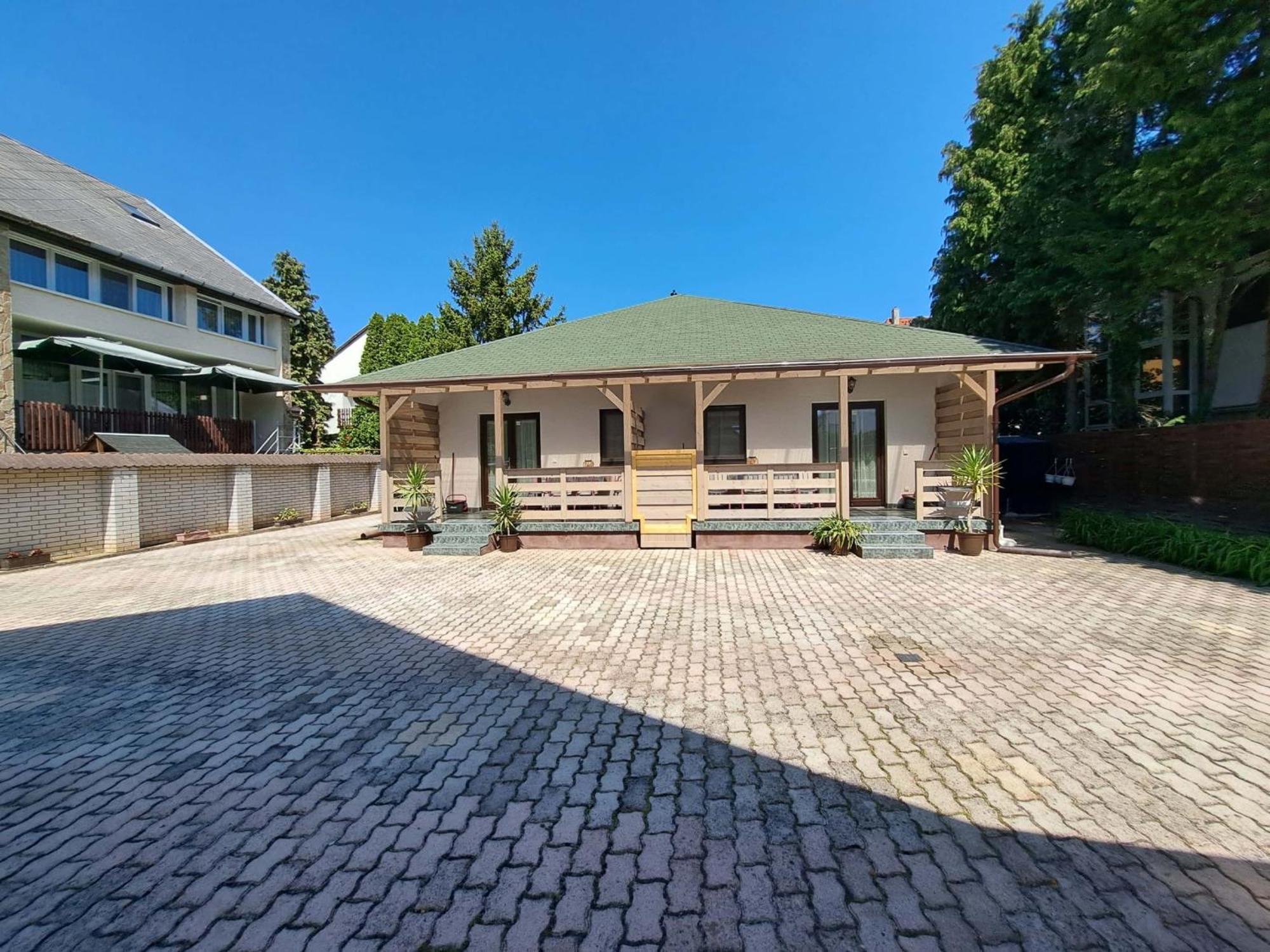 Istvan Apartmanok Keszthely Luaran gambar