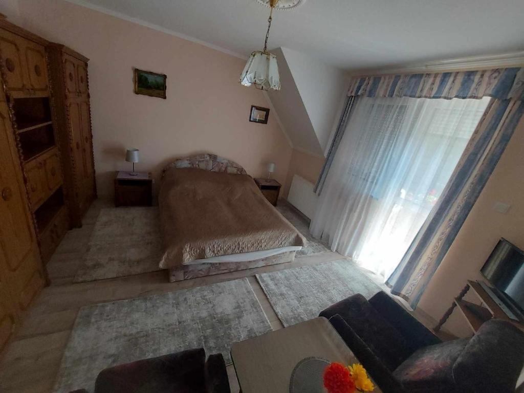 Istvan Apartmanok Keszthely Luaran gambar